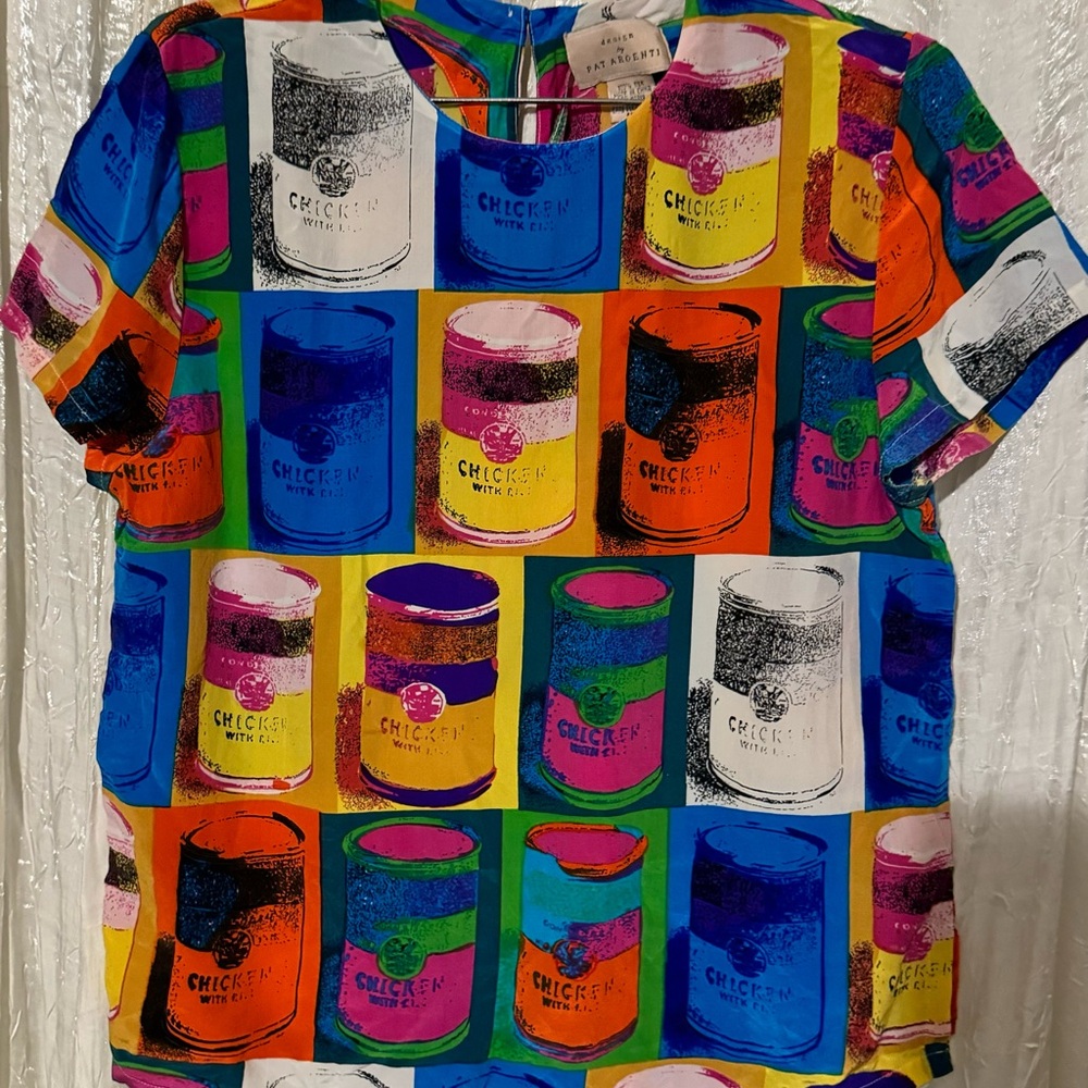 Pat Argenti. Rare“soup can” graphic print “100% silk” blouse.